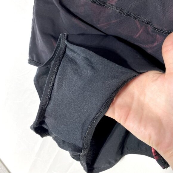 Swan Black Red Smoke Print Front One Piece Bathing Suit Swimsuit M - Picture 8 of 16